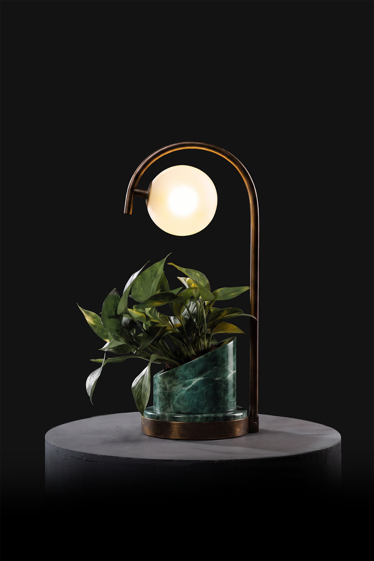 Verde Indian / Oxidised Brass / Patus